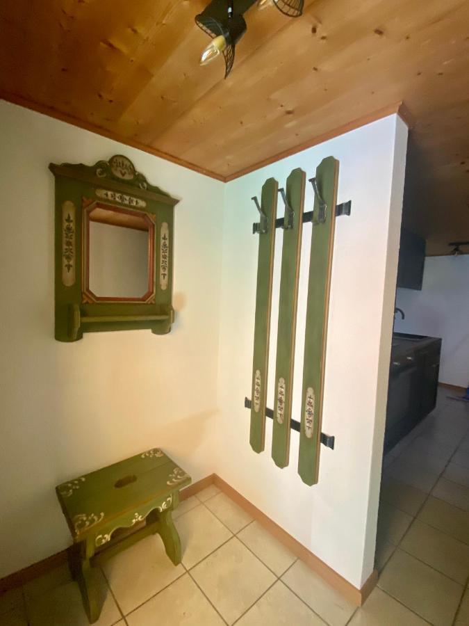 In Stein Ar